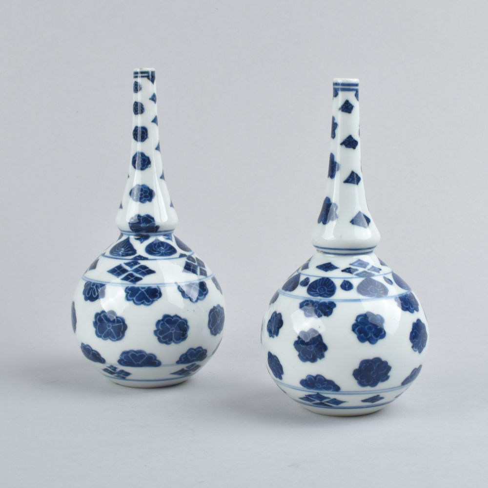 Porcelain Kangxi (1662-1722), circa 1700, China Porcelain Kangxi (1662-1722), circa 1700, China
