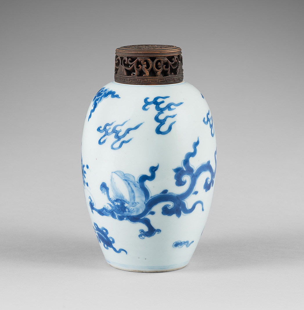 Porcelain Kangxi (1662-1722), China Porcelain Kangxi (1662-1722), China