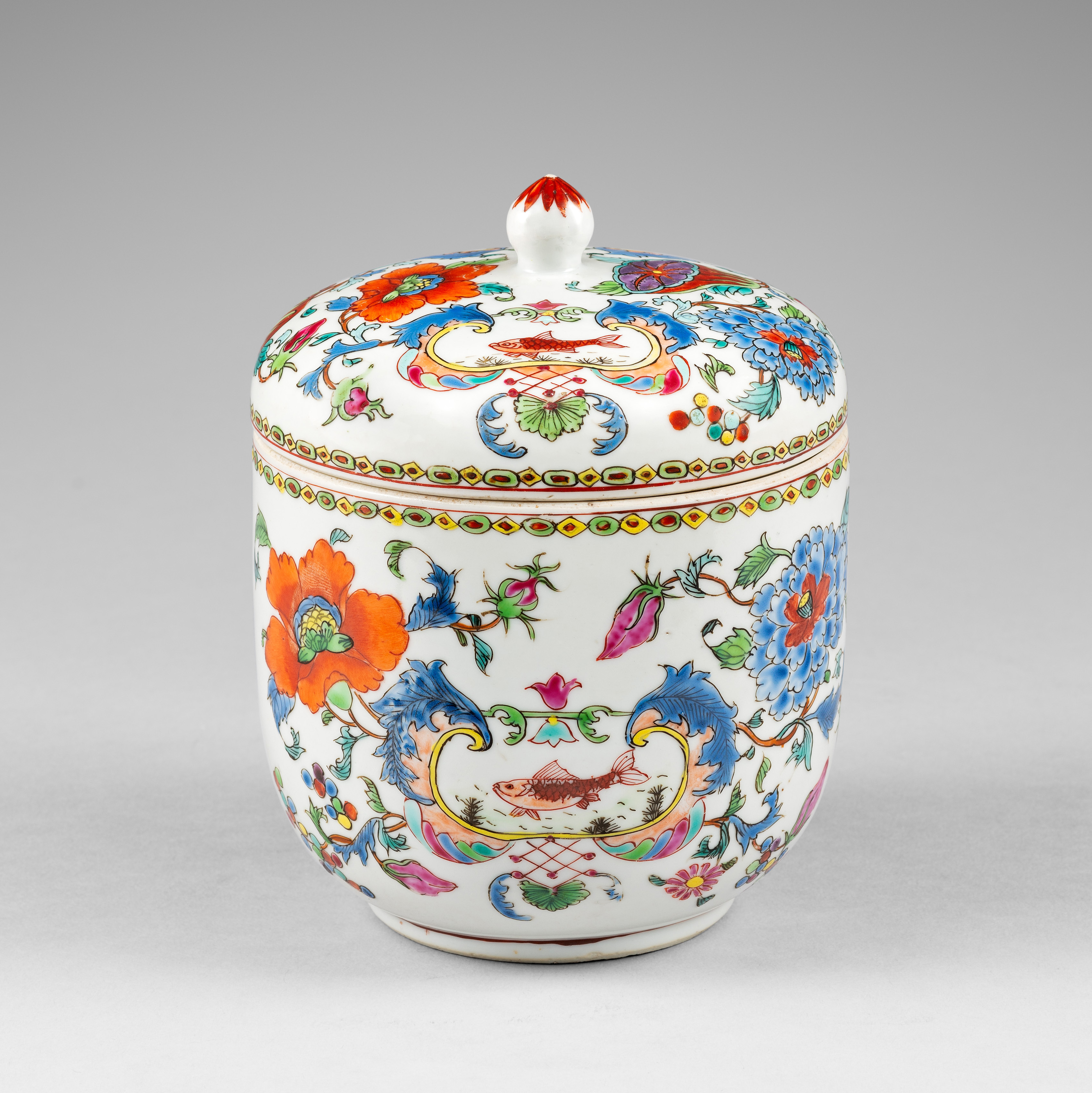 Famille rose Porcelaine Yongzheng (1723-1735)/ Qianlong (1736-1795), China