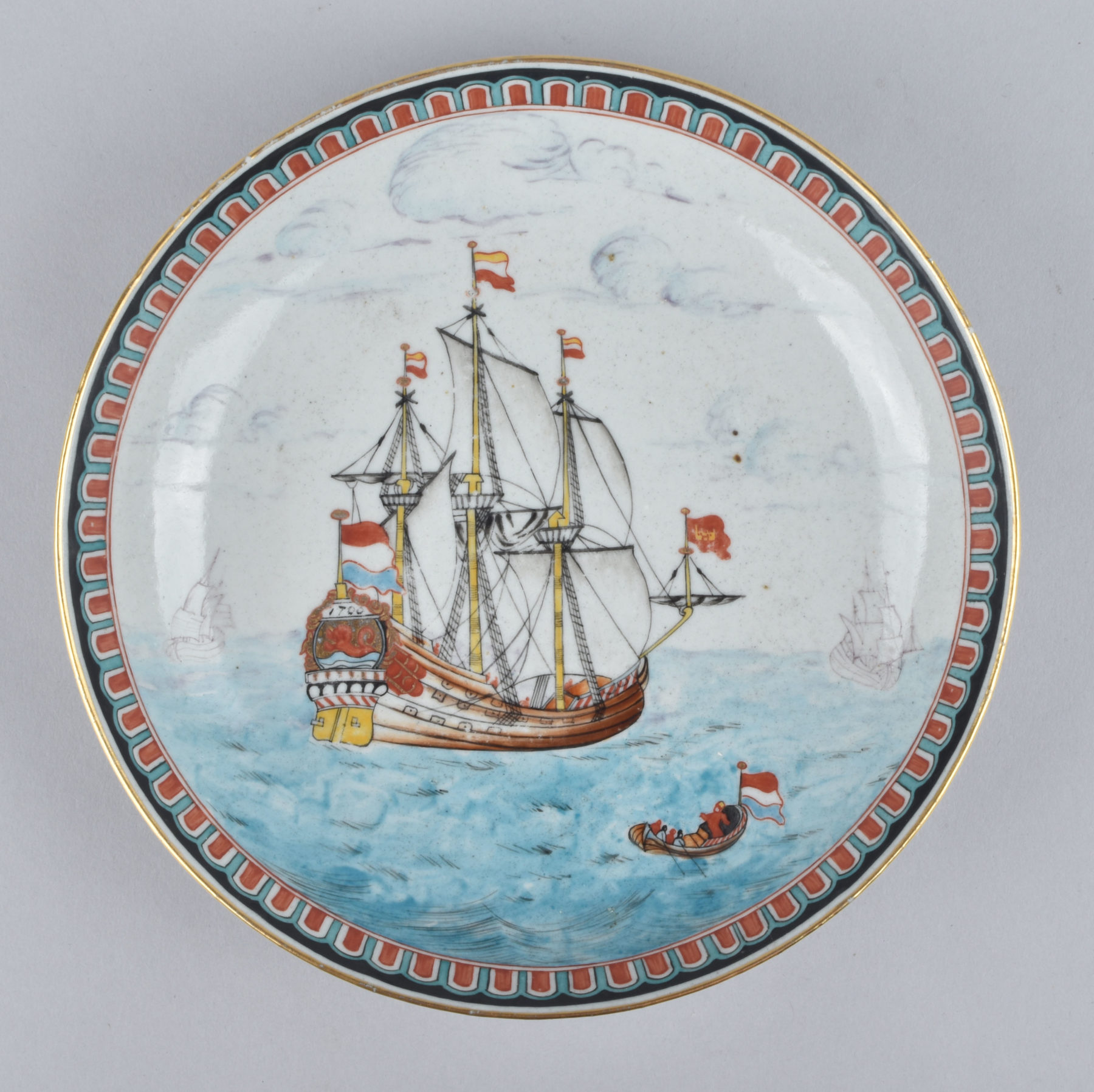 A Chinese Dutch decorated saucer dish depicting the Zeeland. Kangxi
